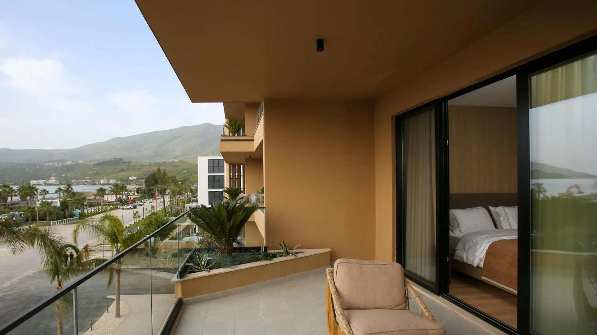 Regina Palm Resort Orikum Hotel