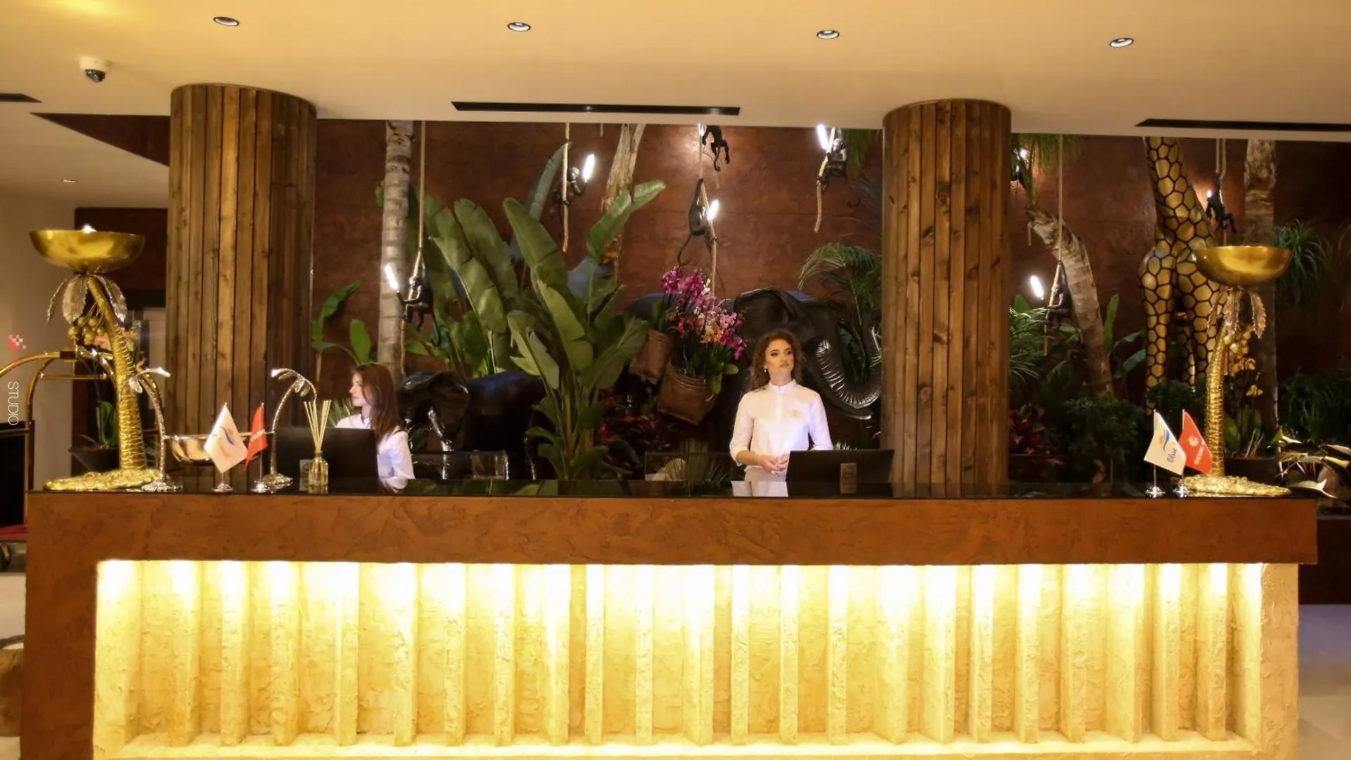 Hotel Regina Palm Resort Orikum