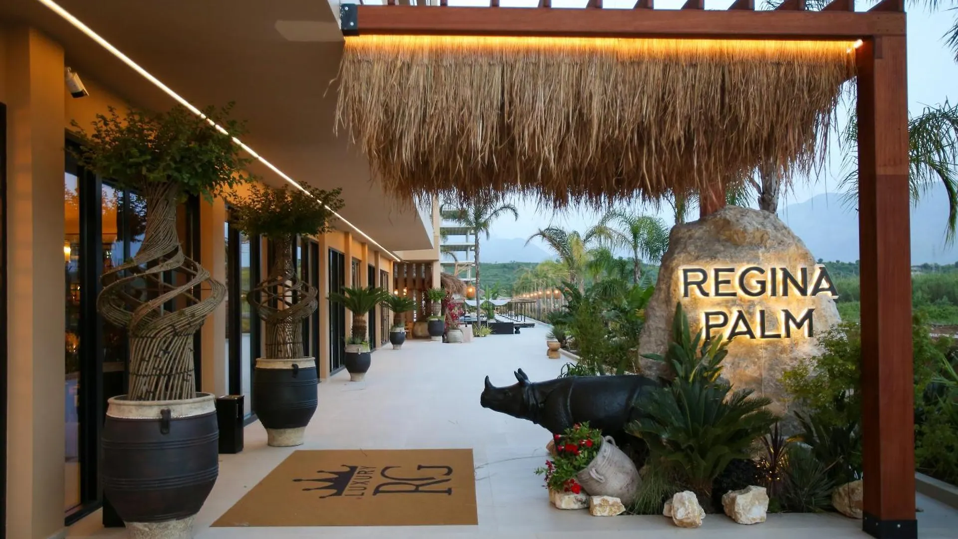 Regina Palm Resort Orikum Hotel
